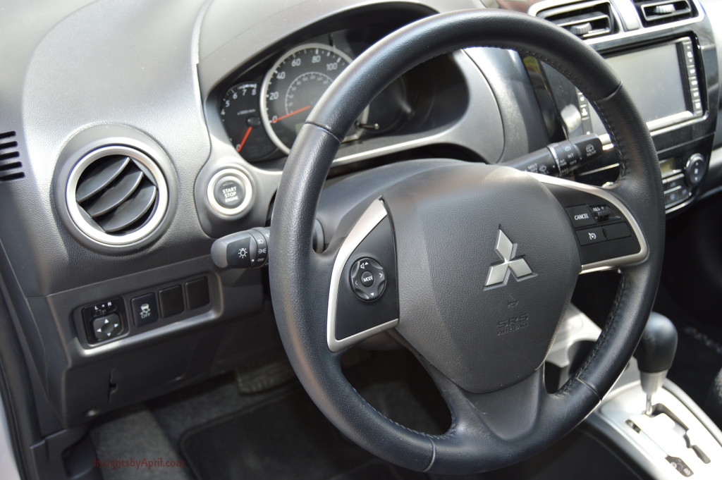 Mitsubishi Mirage steering wheel