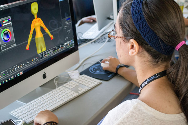 3dmodelingandanimationstudentworking