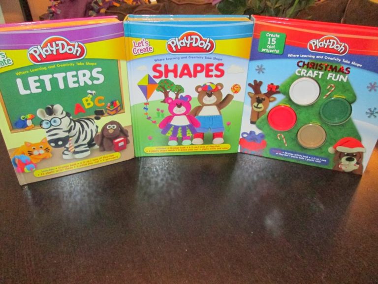 PLAY-DOH Series Books Review and Giveaway