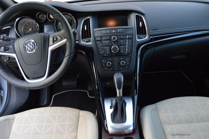 2016 buick cascada console